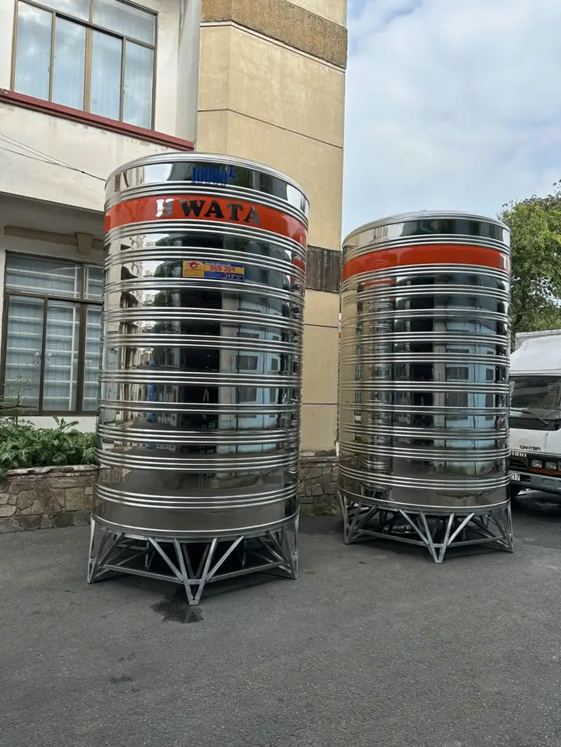 Bồn nước inox Hwata được sử dụng trong gia đình, nhà máy, công trình,...