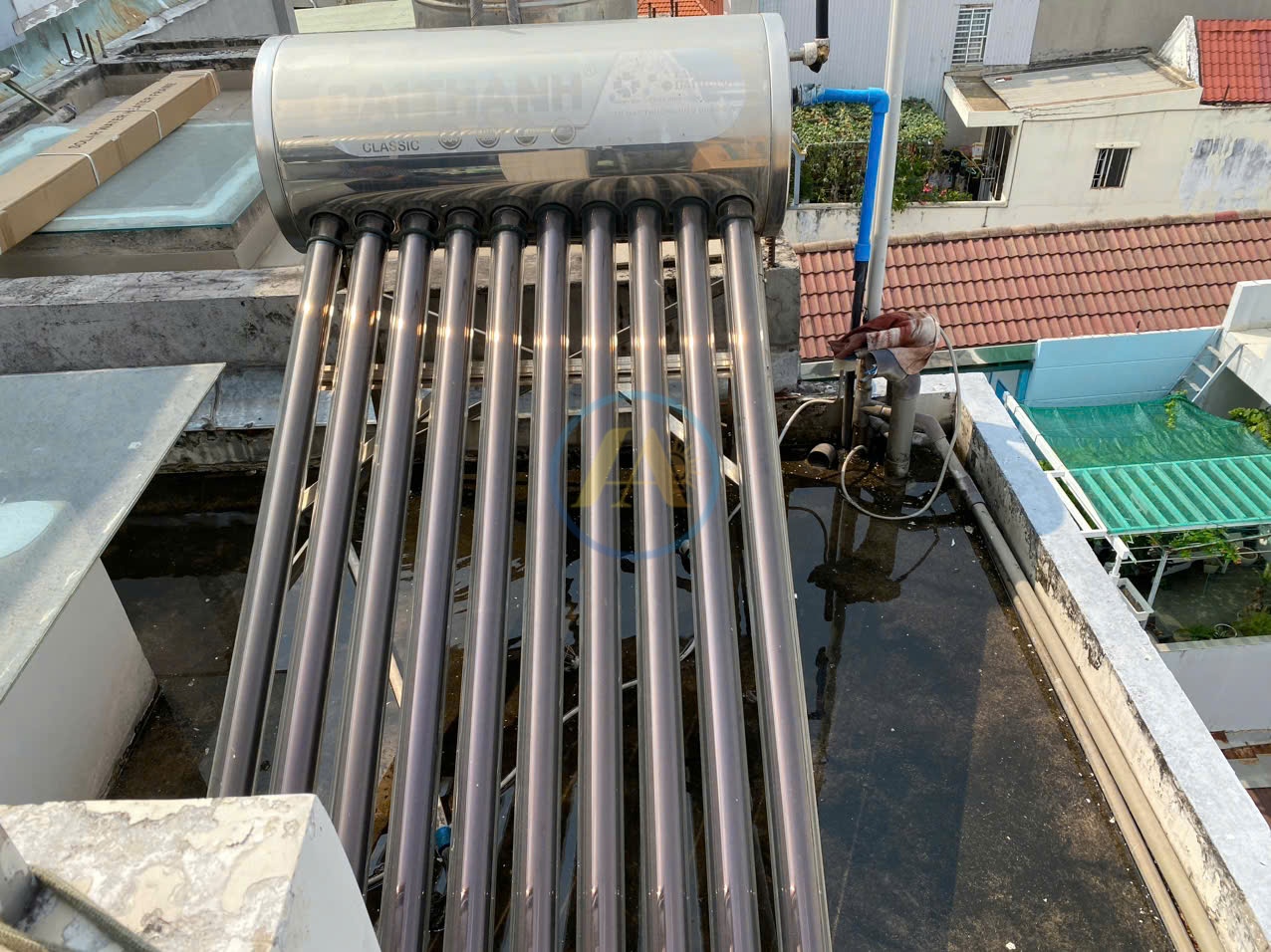 Lắt đặt máy nước nóng năng lượng mặt trời chất lượng