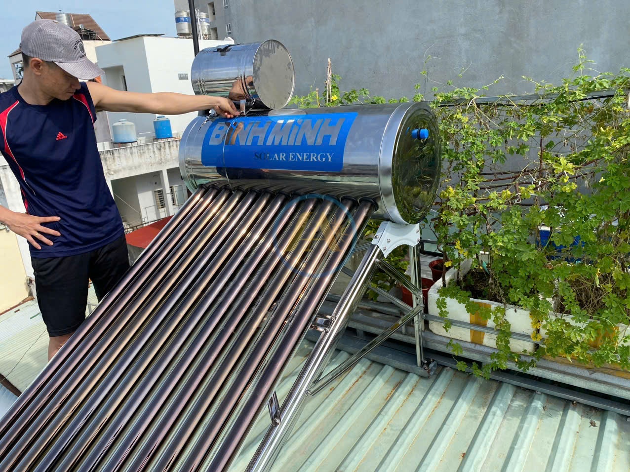 Máy nước nóng năng lượng mặt trời Bình Minh chính hãng