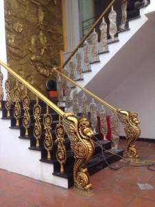 CẦU THANG NHÔM ĐÚC MẪU CT-06