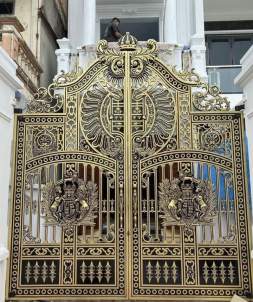 CỬA CỔNG NHÔM ĐÚC MẪU CNĐ - 60