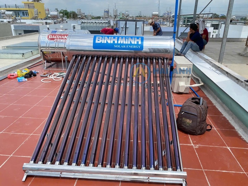 Lắp Máy Năng Lượng Mặt Trời Tại Nhà Bè Chỉ Từ 2.8 Triệu